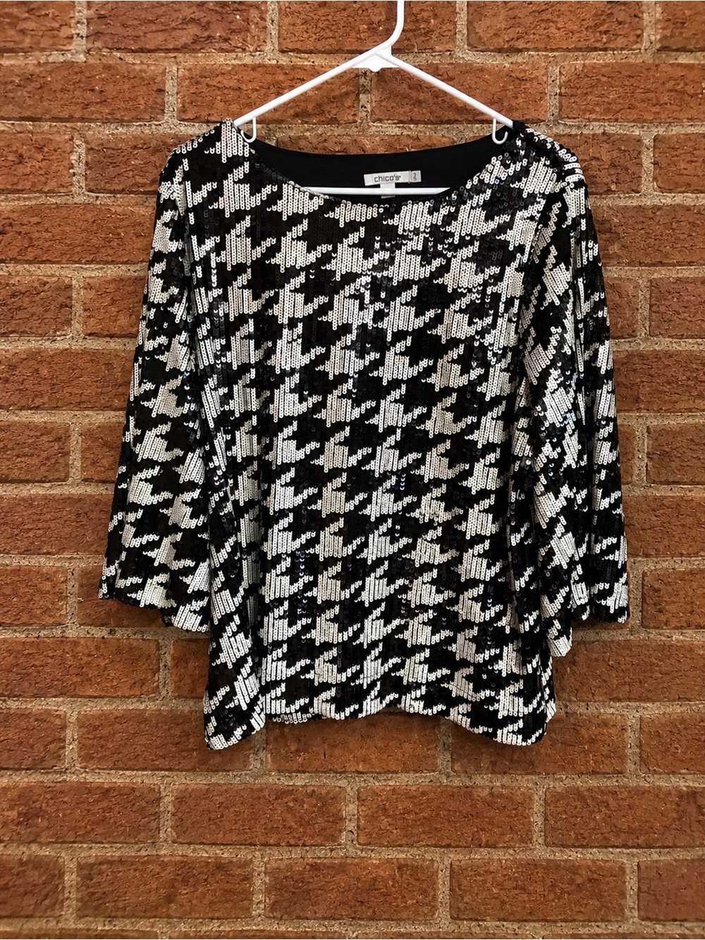 Chico's Black & White Sequin Houndstooth Top Size 2 L